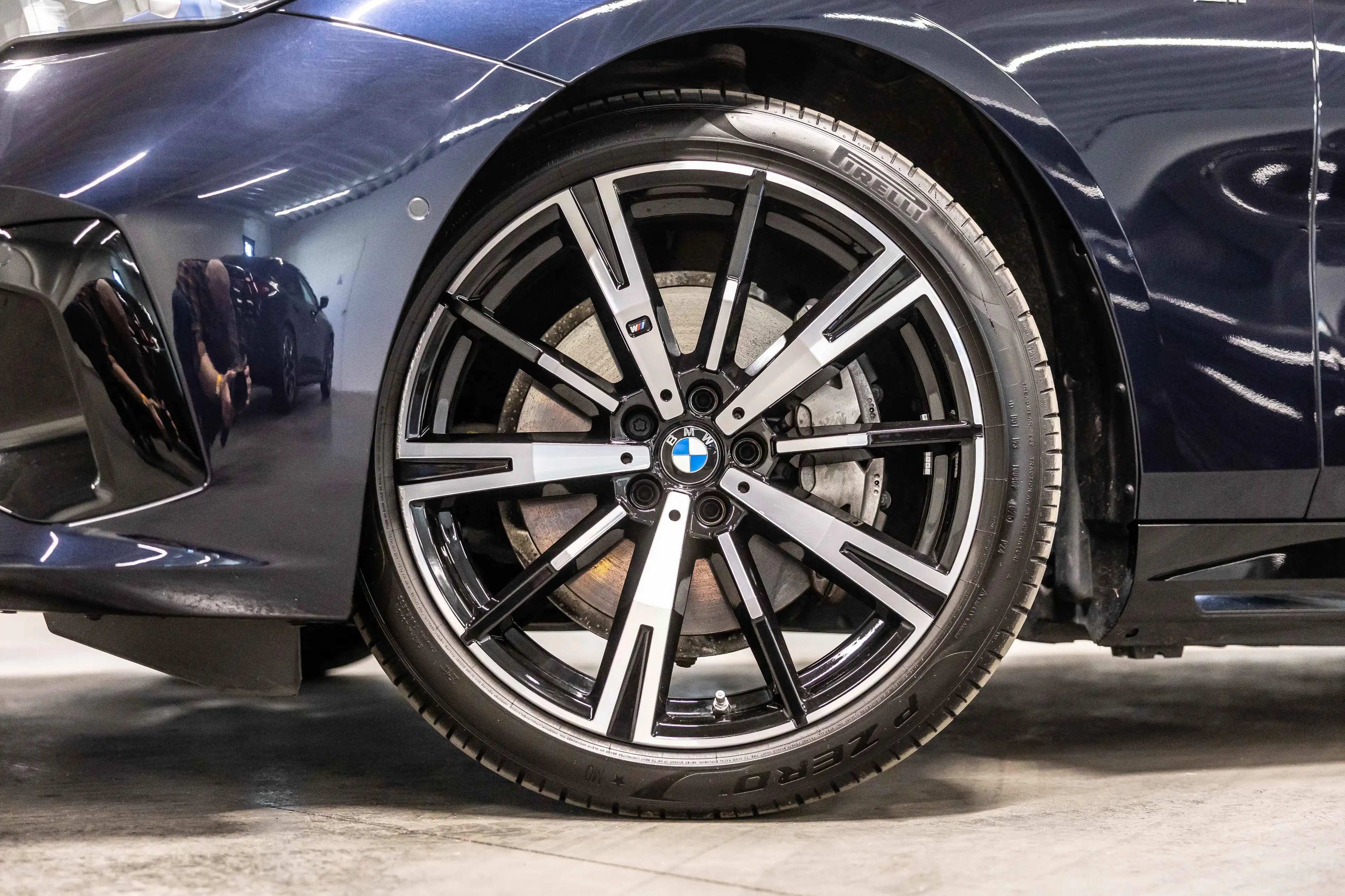BMW i5 eDrive40 Touring M Sport | PANO | — photo 6