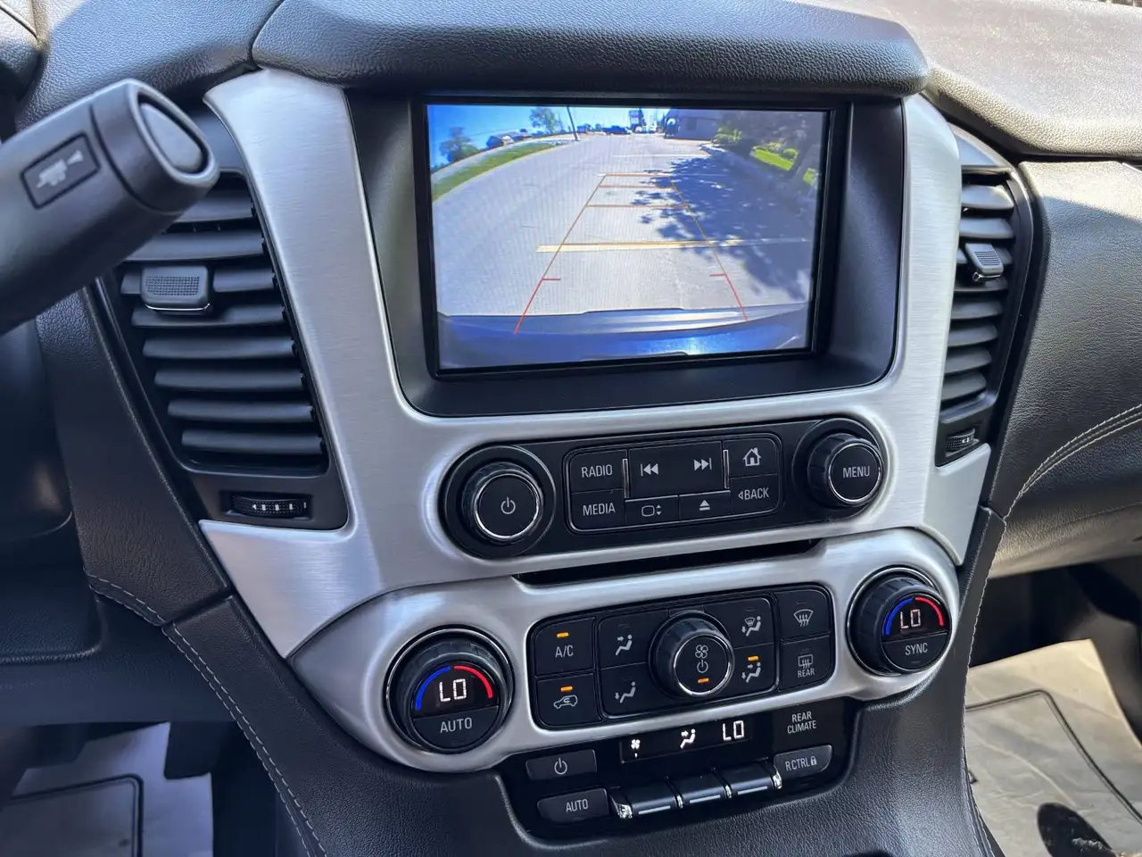GMC Yukon снимка GMC Yukon