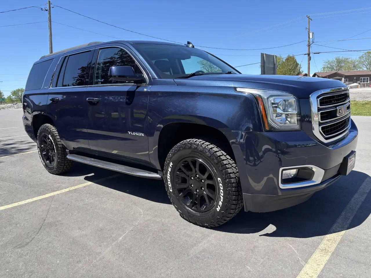 GMC Yukon снимка GMC Yukon