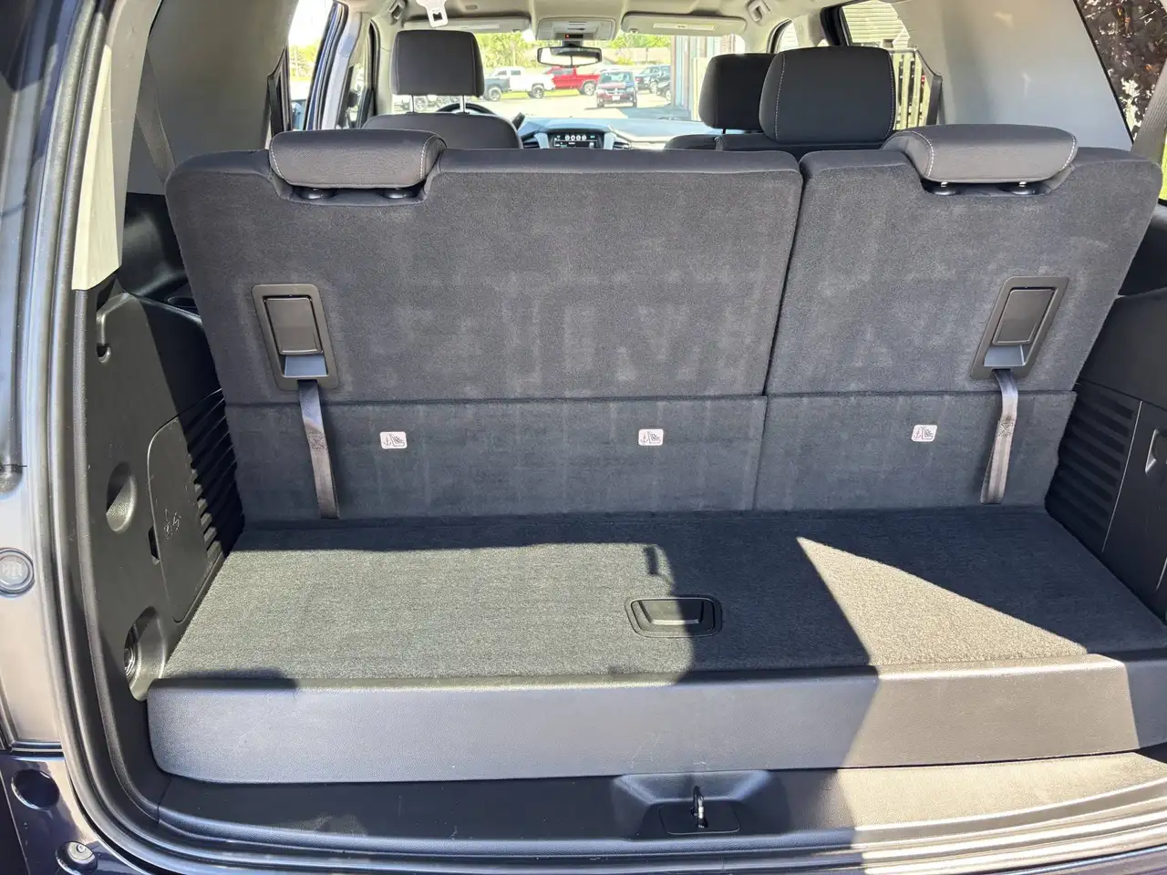 GMC Yukon снимка GMC Yukon