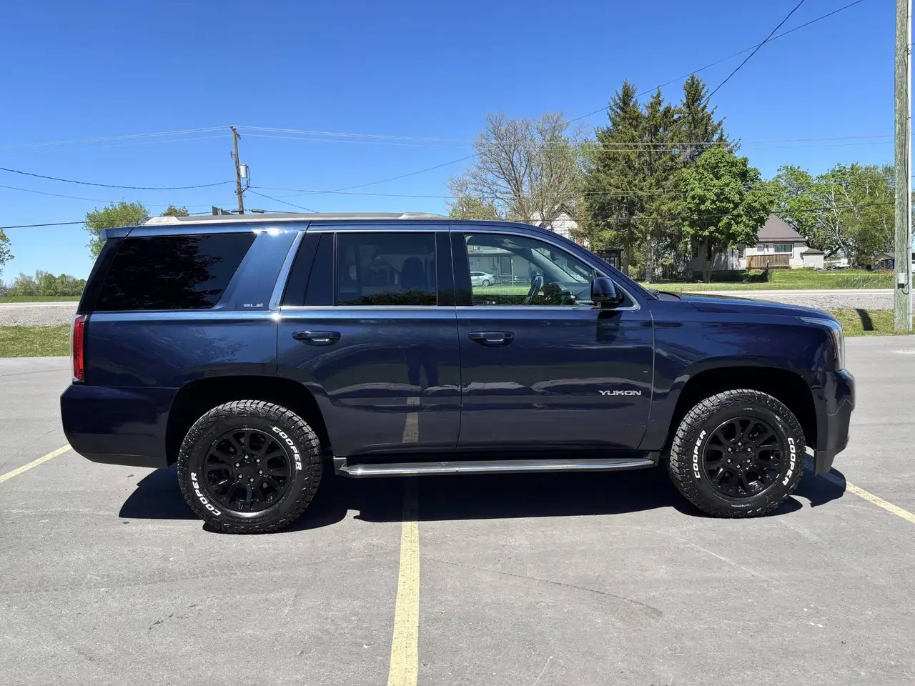GMC Yukon снимка GMC Yukon