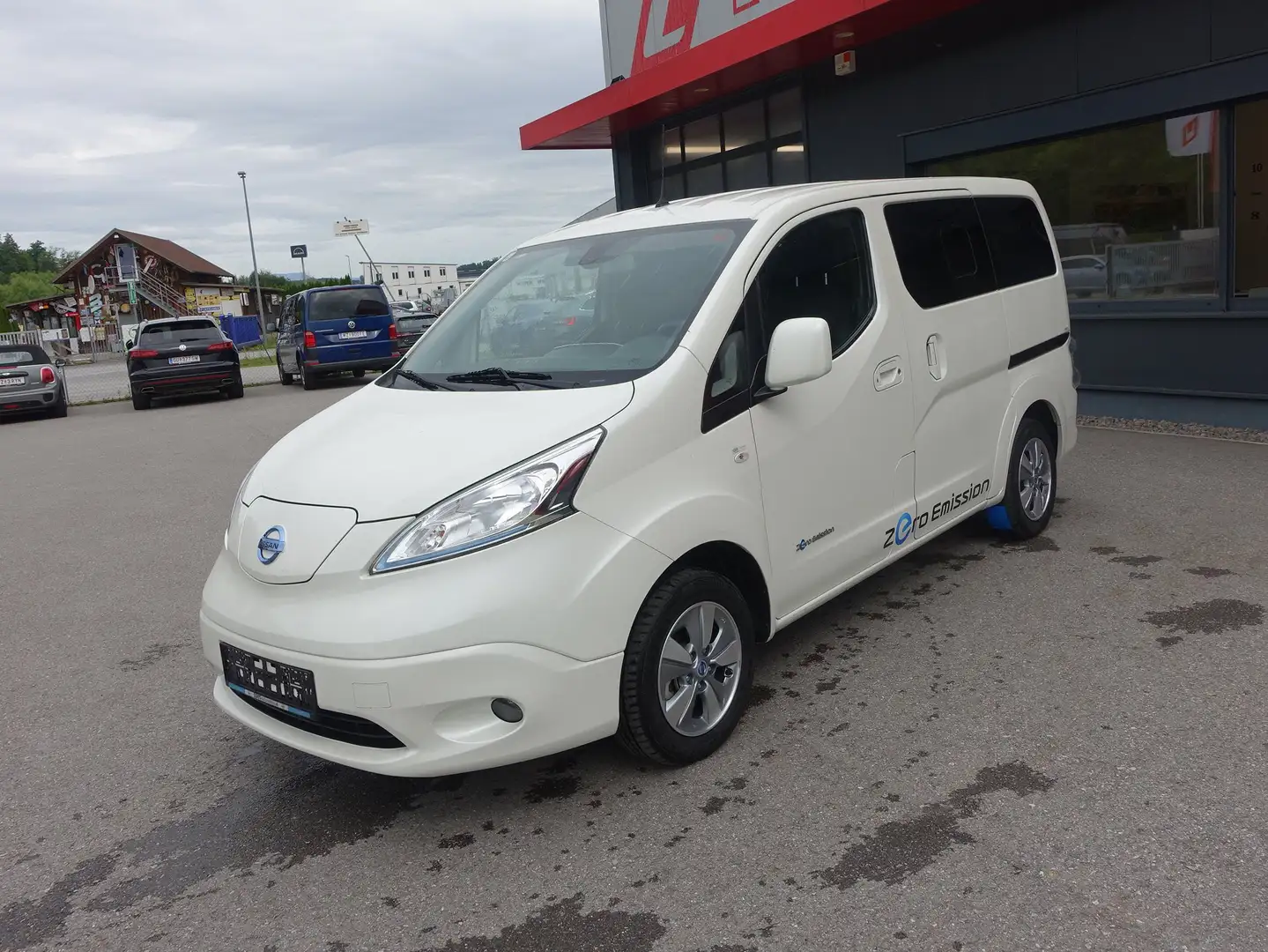 Nissan Evalia e-Evalia *7 SITZE* Biały - 2