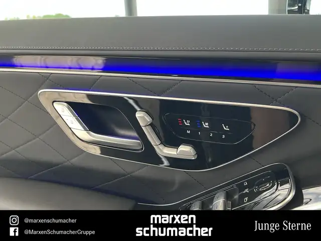 Mercedes-Benz S-Class view 9