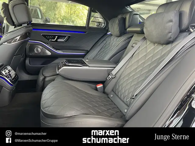 Mercedes-Benz S-Class view 13