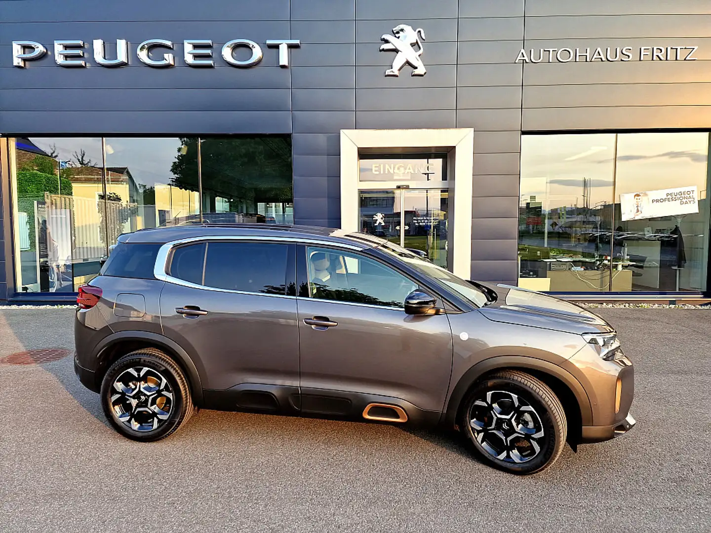 Citroen C5 Aircross BlueHDI 130 S&S EAT8 C-Series "inkl. Anhängevor... Grau - 2