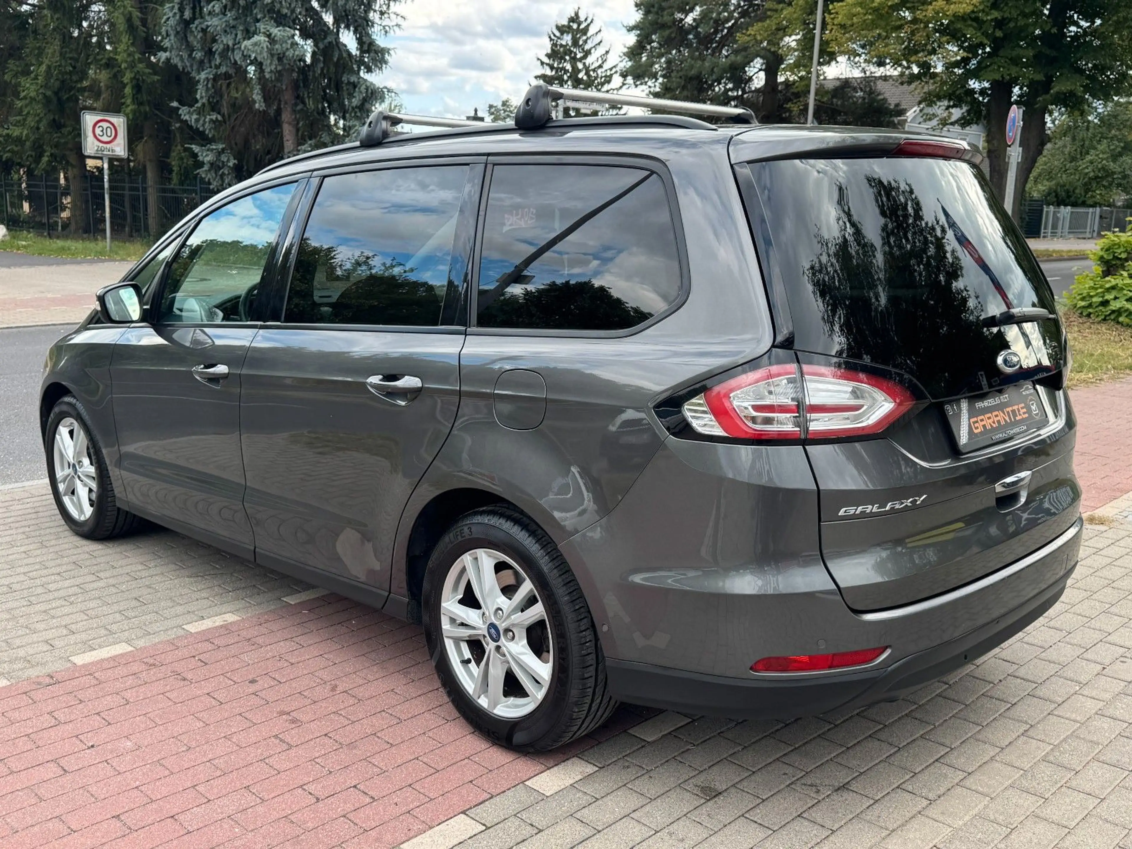 Ford Galaxy 2.0TDCi Business*7Sitze*Nav*Kamera*PDC* — photo 7