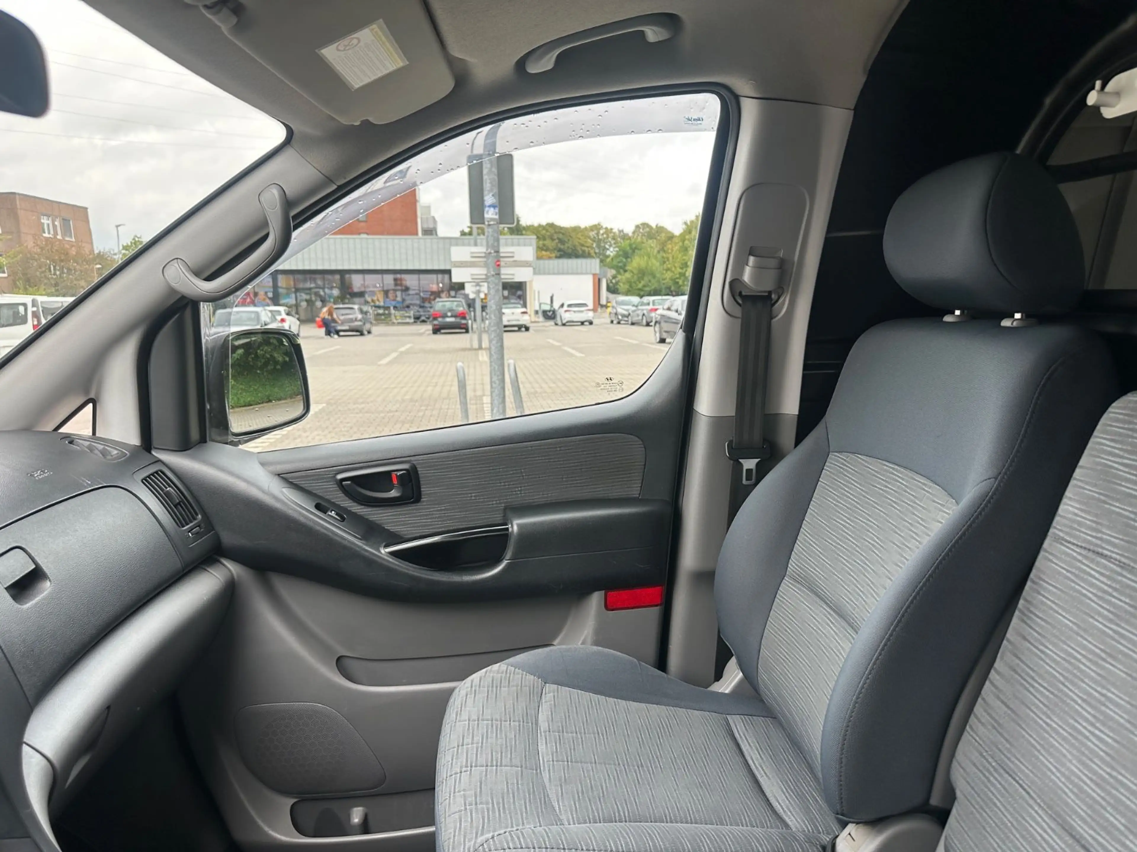 Hyundai H-1 Kasten*TÜV NEU*Doppel.Schiebetür*Elektr.Fen* — photo 19