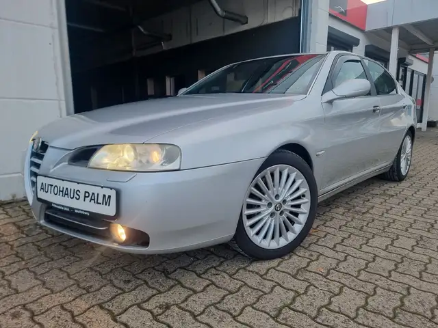 Alfa Romeo 166 2.4 JTD 20V Distinctive  HU 11/2027