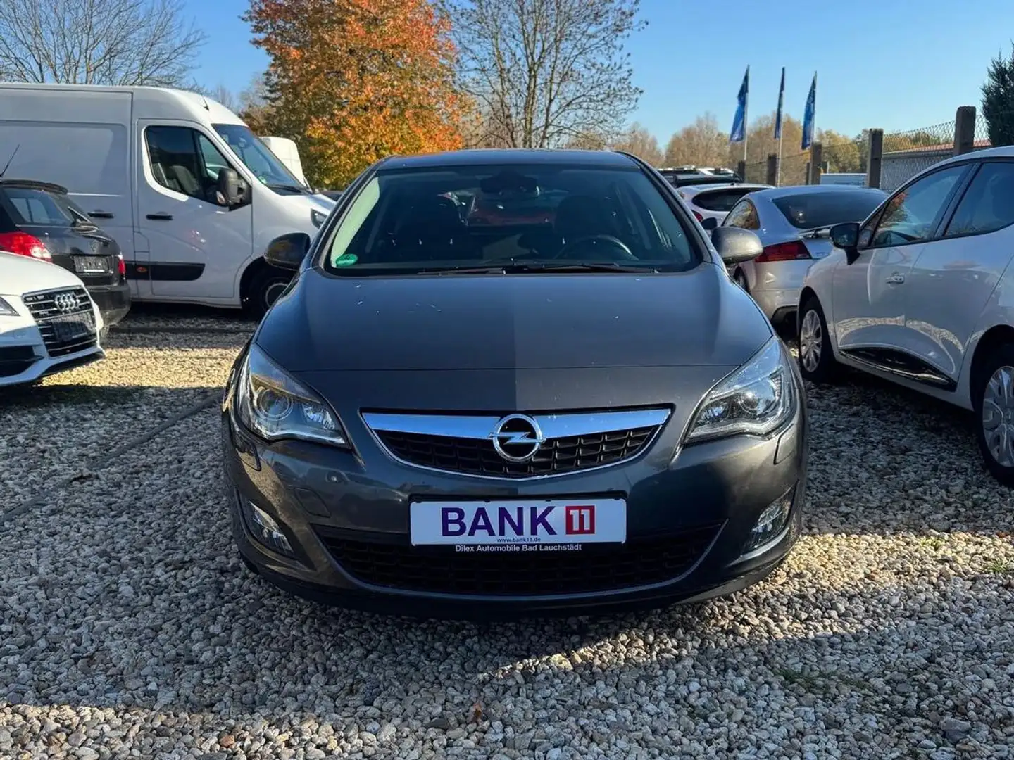 Opel Astra J Lim. *Xenon*TÜV+Service Neu* Gris - 2