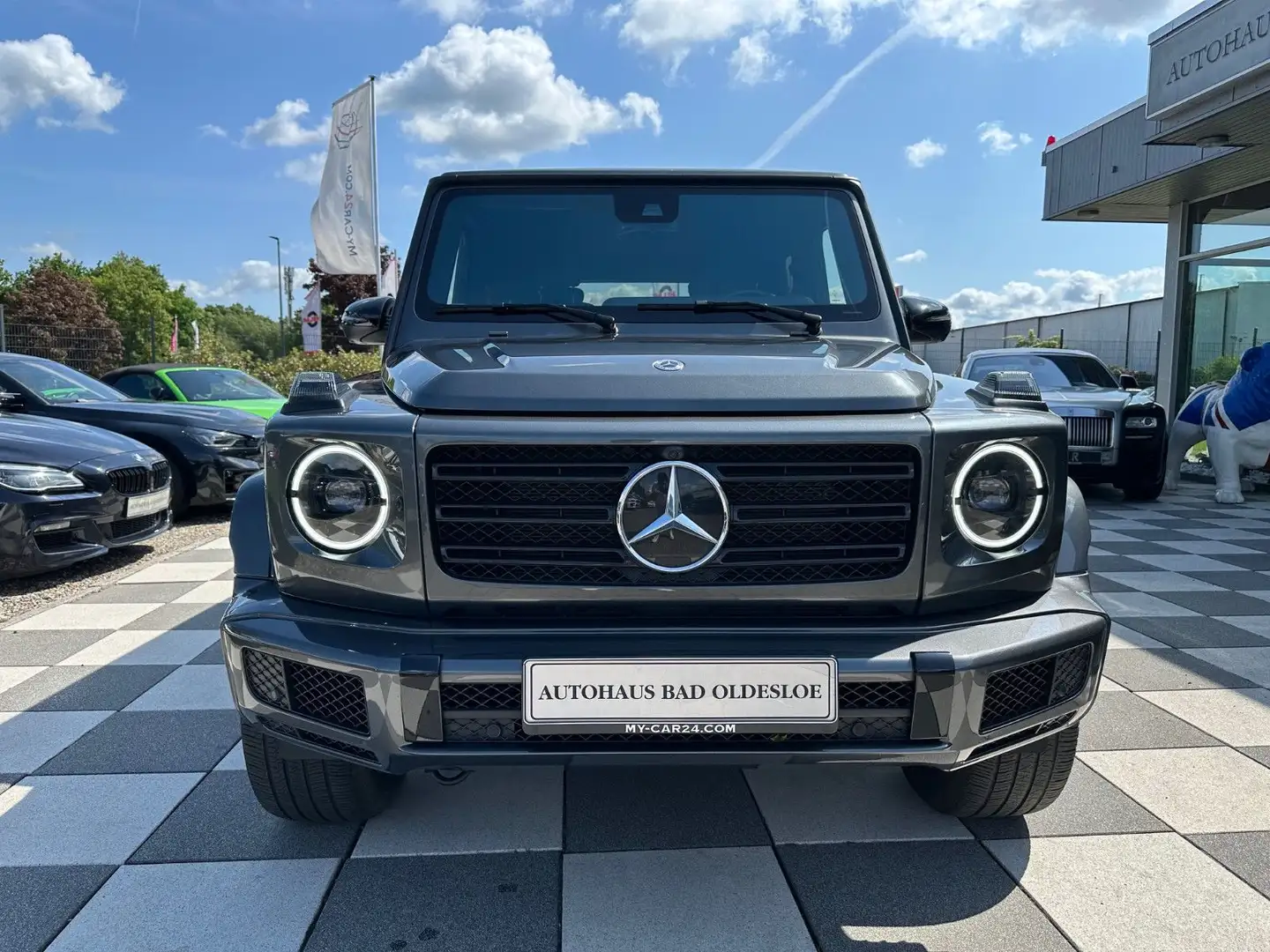 Mercedes-Benz G 400 AMG Line+NightPack+StdHzg+Schiebedach+ Grau - 2