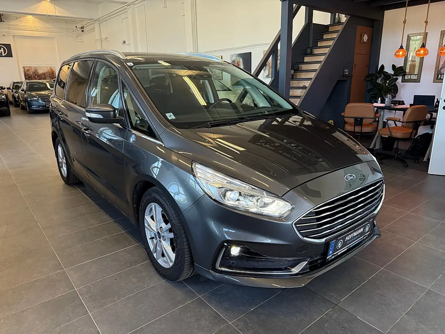 Ford Galaxy 2,0 EcoBlue SCR Titanium Aut. Gris - 1