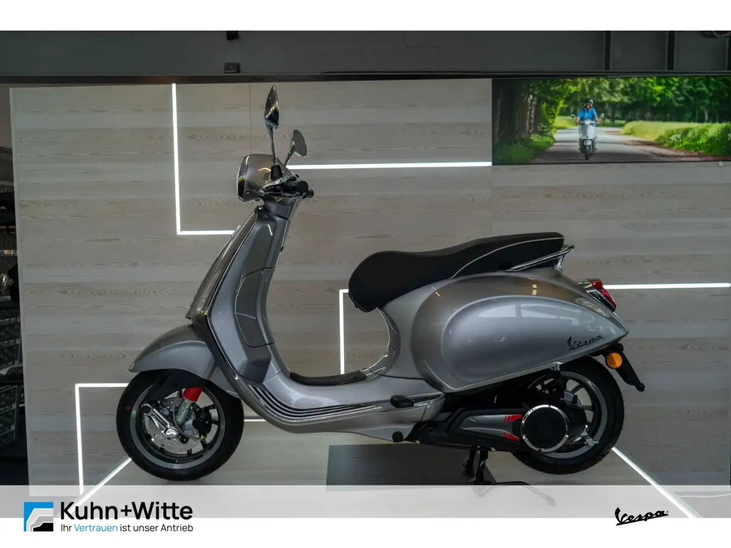 Vespa Elettrica ELETTRICA 45 Gris - 1