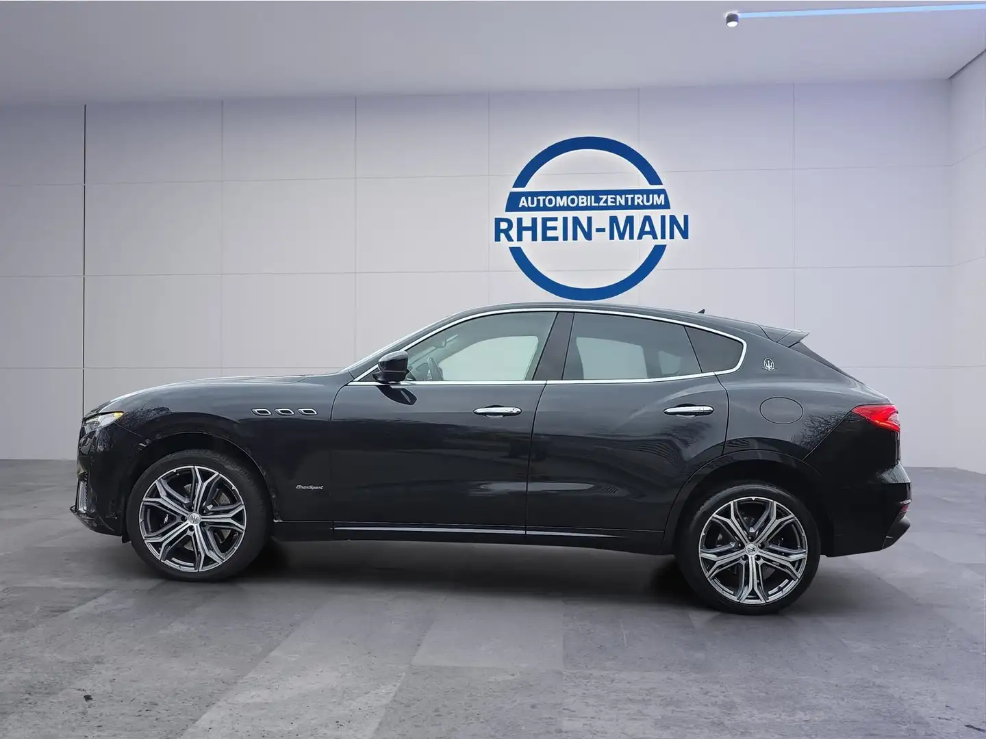 Maserati Levante S PANO LUFTF SPORT-AGA SOFTCLOSE AHK Noir - 2