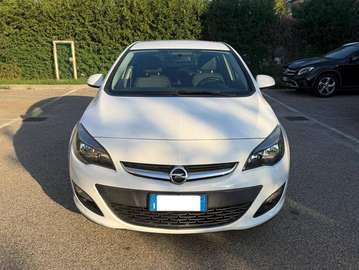 1.7 CDTI - NEOPATENTATI - 12 MESI DI GARANZIA -