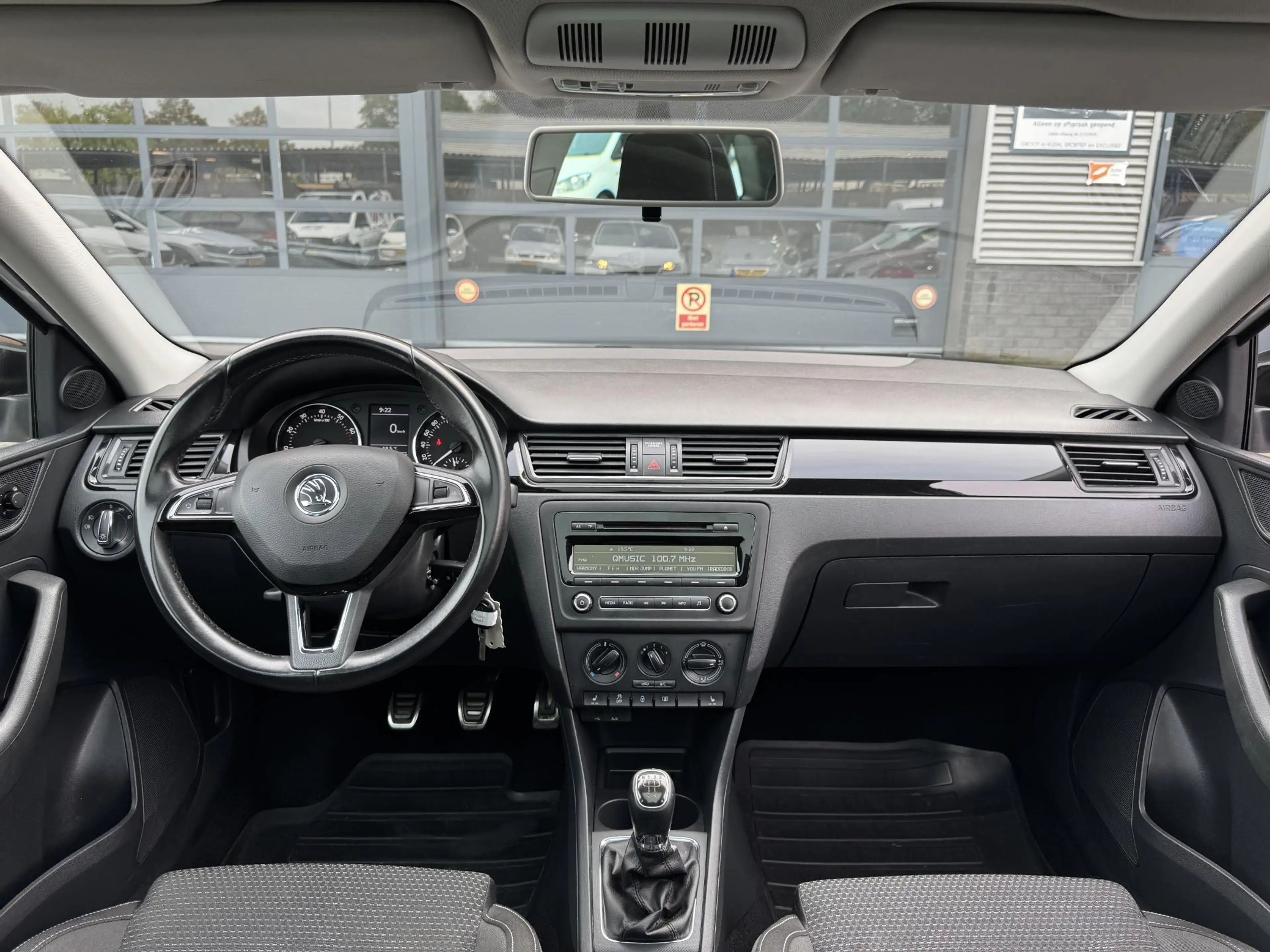Skoda Rapid/Spaceback 1.2 TSI Greentech Elegance Pano | 17" LMV — photo 2