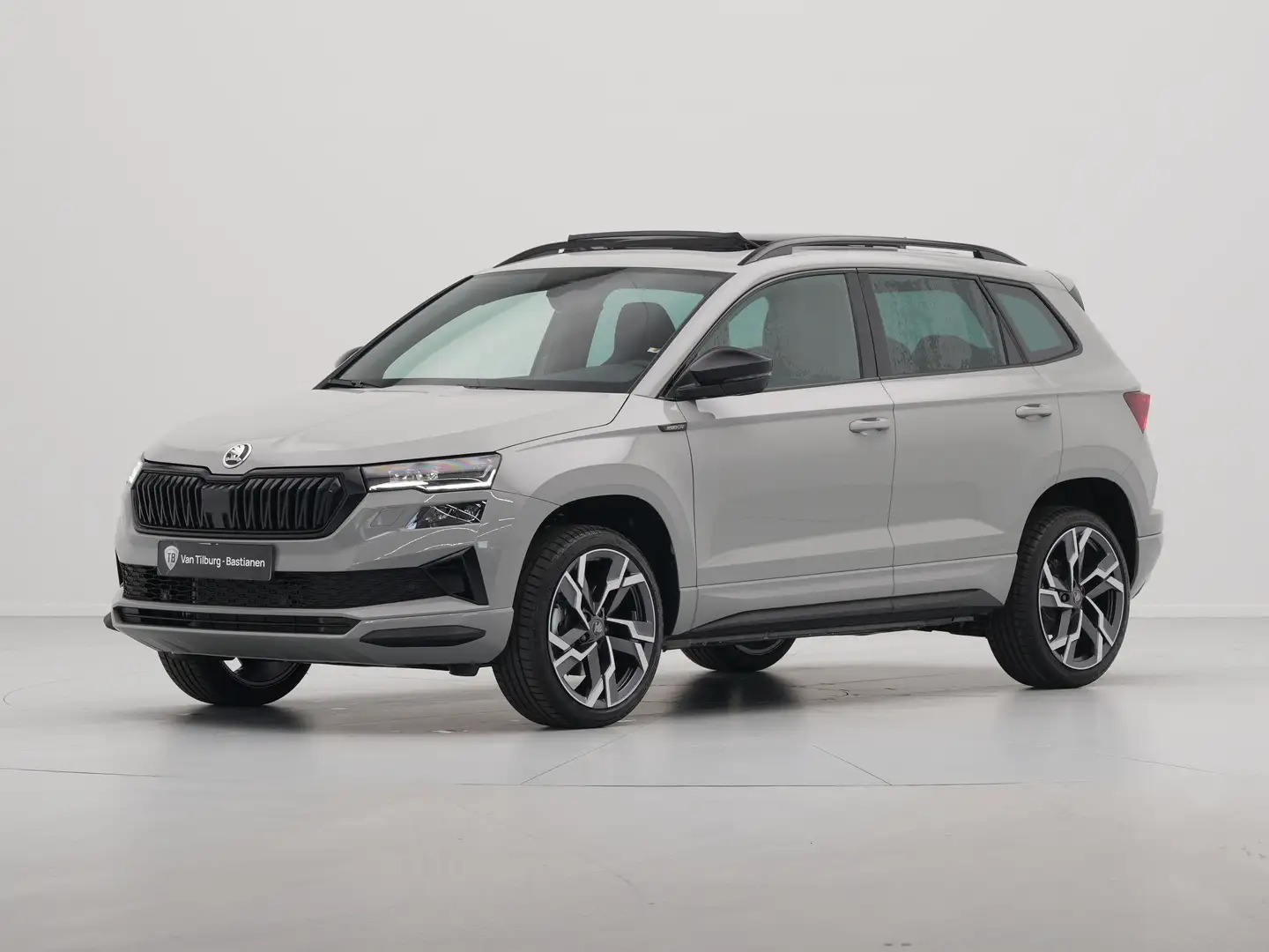 Skoda Karoq 1.5 TSI 150 7DSG Sportline Business Automaat | Ele Gris - 2