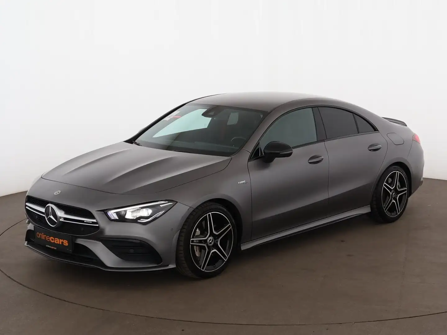 Mercedes-Benz CLA 35 AMG 4Matic Aut LED LEDER NAVI R-CAM ASSIST Grau - 2