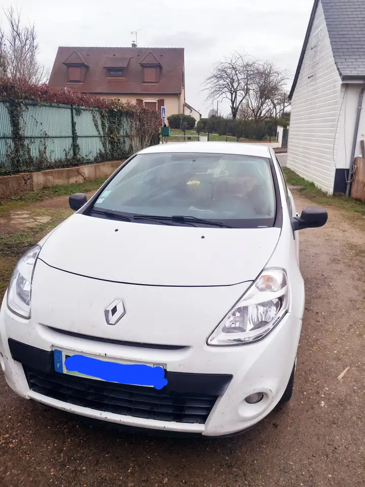 Renault Clio III dCi 75 eco2 Dynamique TomTom Euro 5