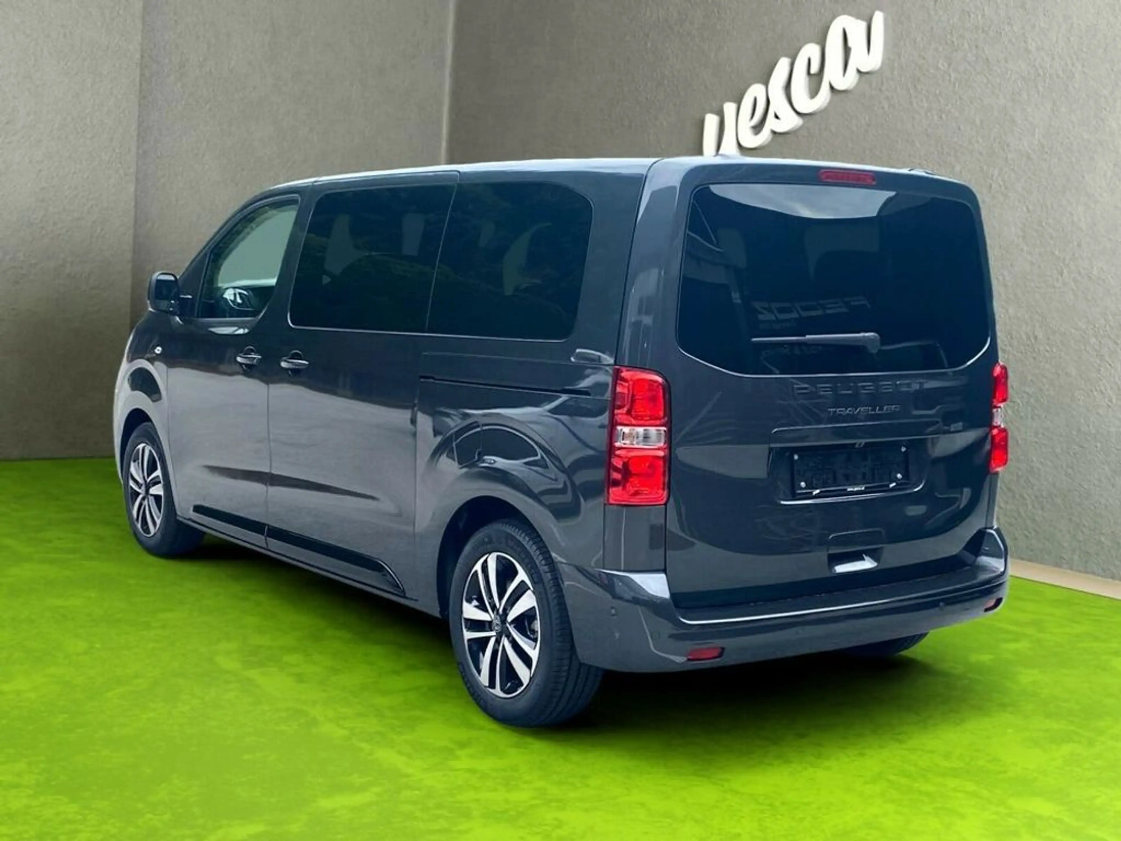 Peugeot Traveller Allure L2 HDI 180 EAT8 — photo 3