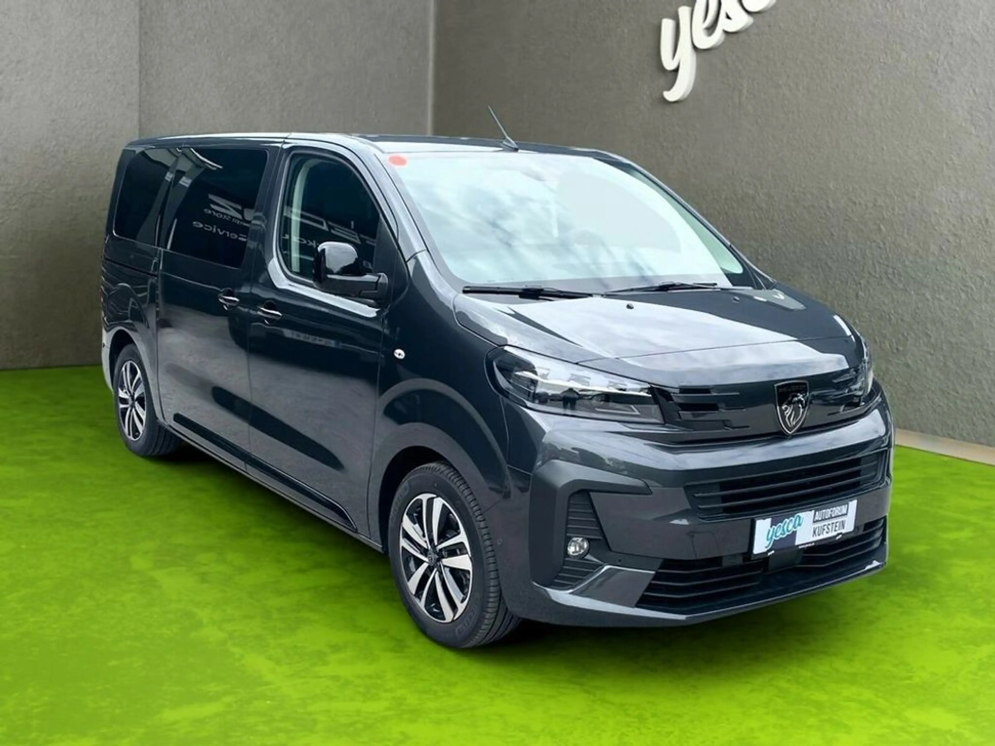 Peugeot Traveller Allure L2 HDI 180 EAT8 — photo 5