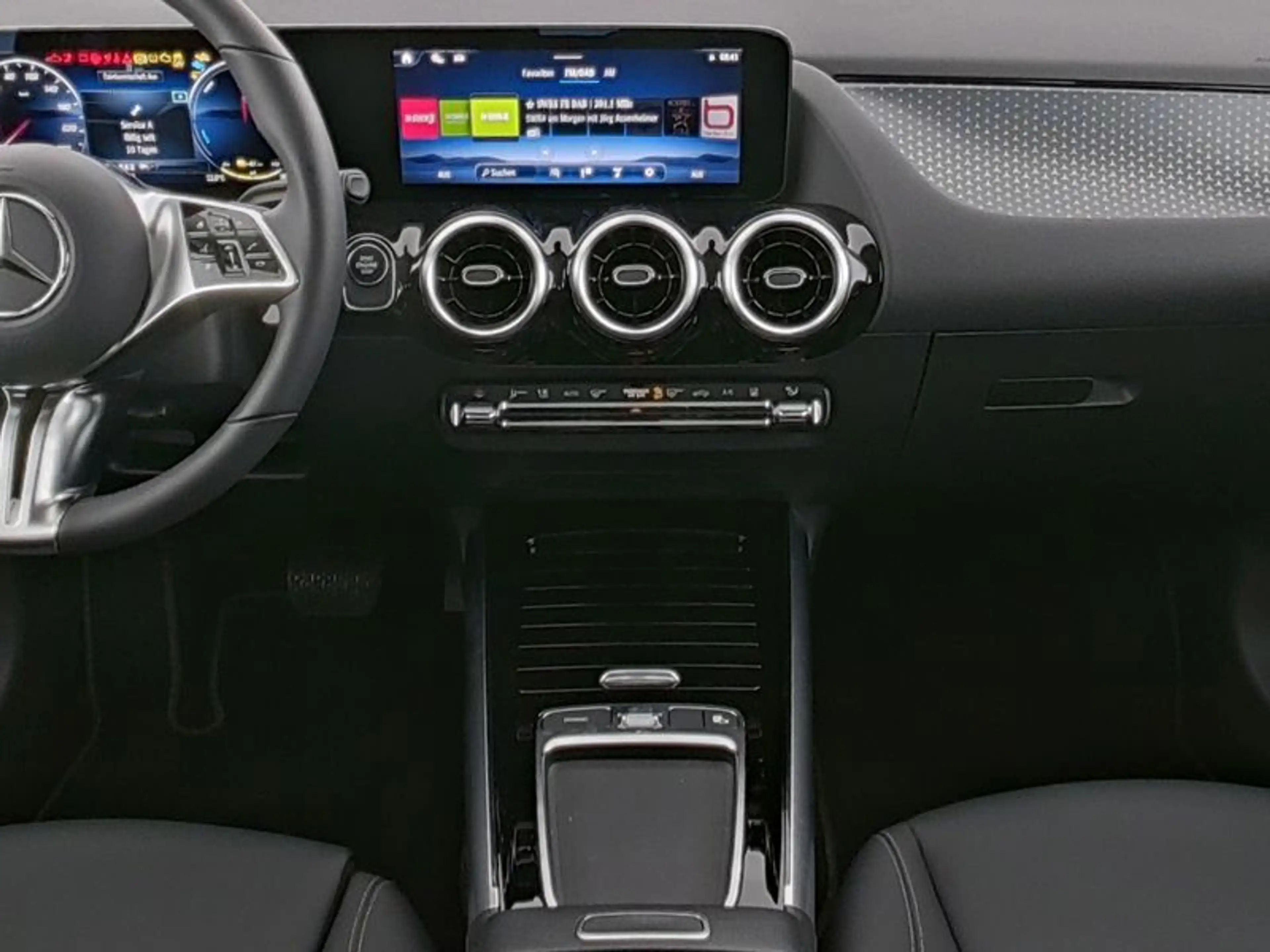 Mercedes-Benz GLA 250 e Progressive*Advanced*LED*Kamera*AHK* — photo 5