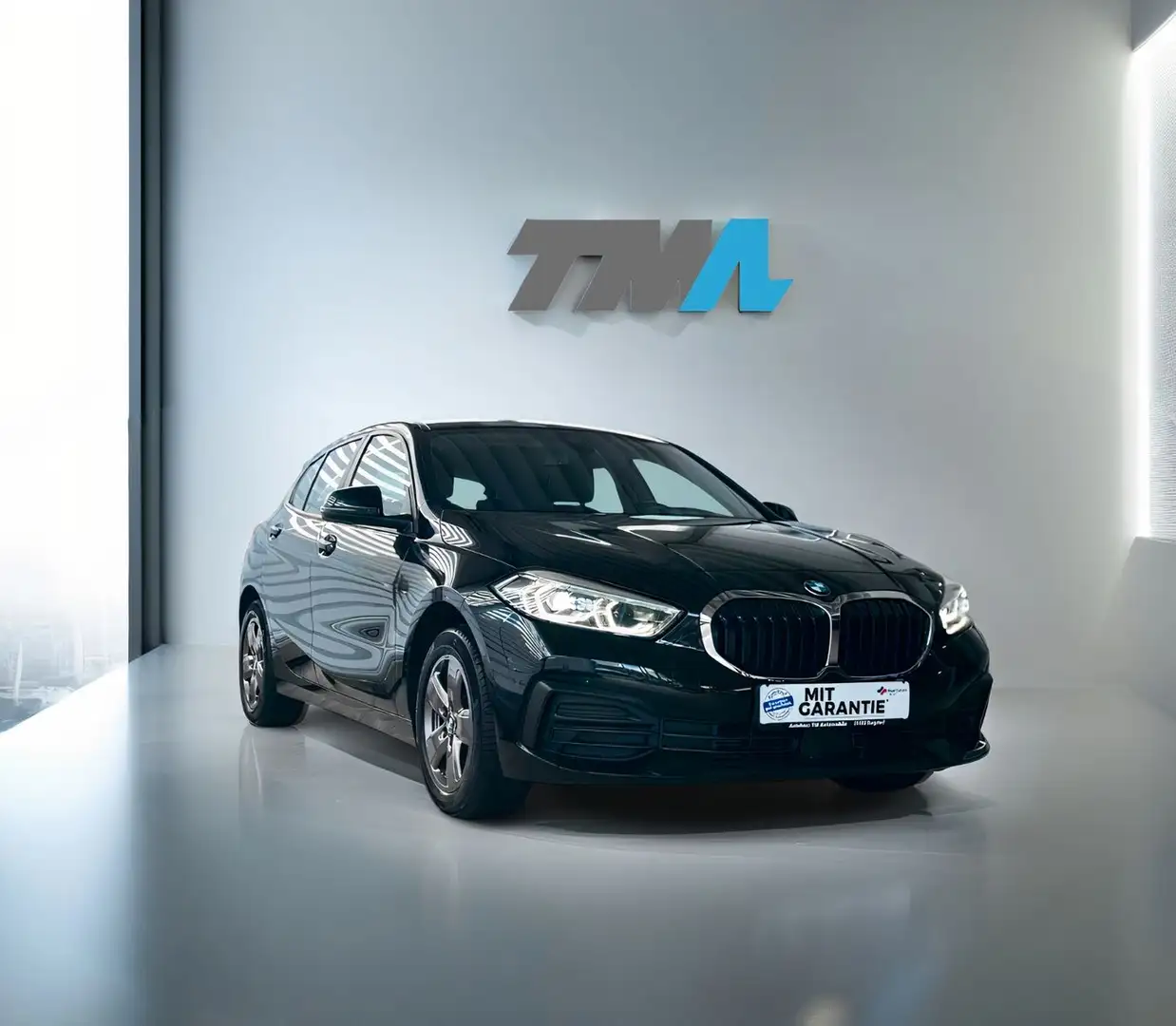 BMW 118 i Aut. KAMERA HiFi Sports. LEDER Unfallfrei Schwarz - 1