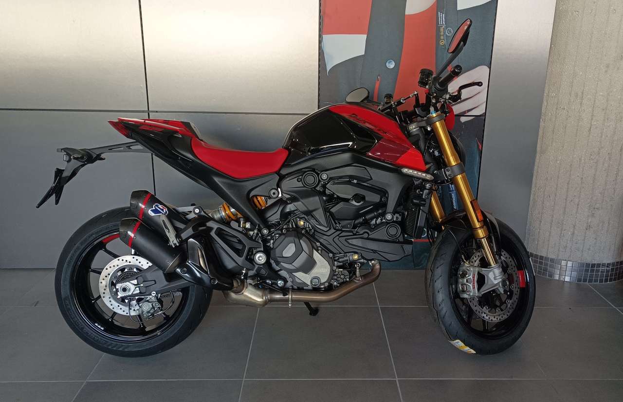 Ducati Monster 937 SP