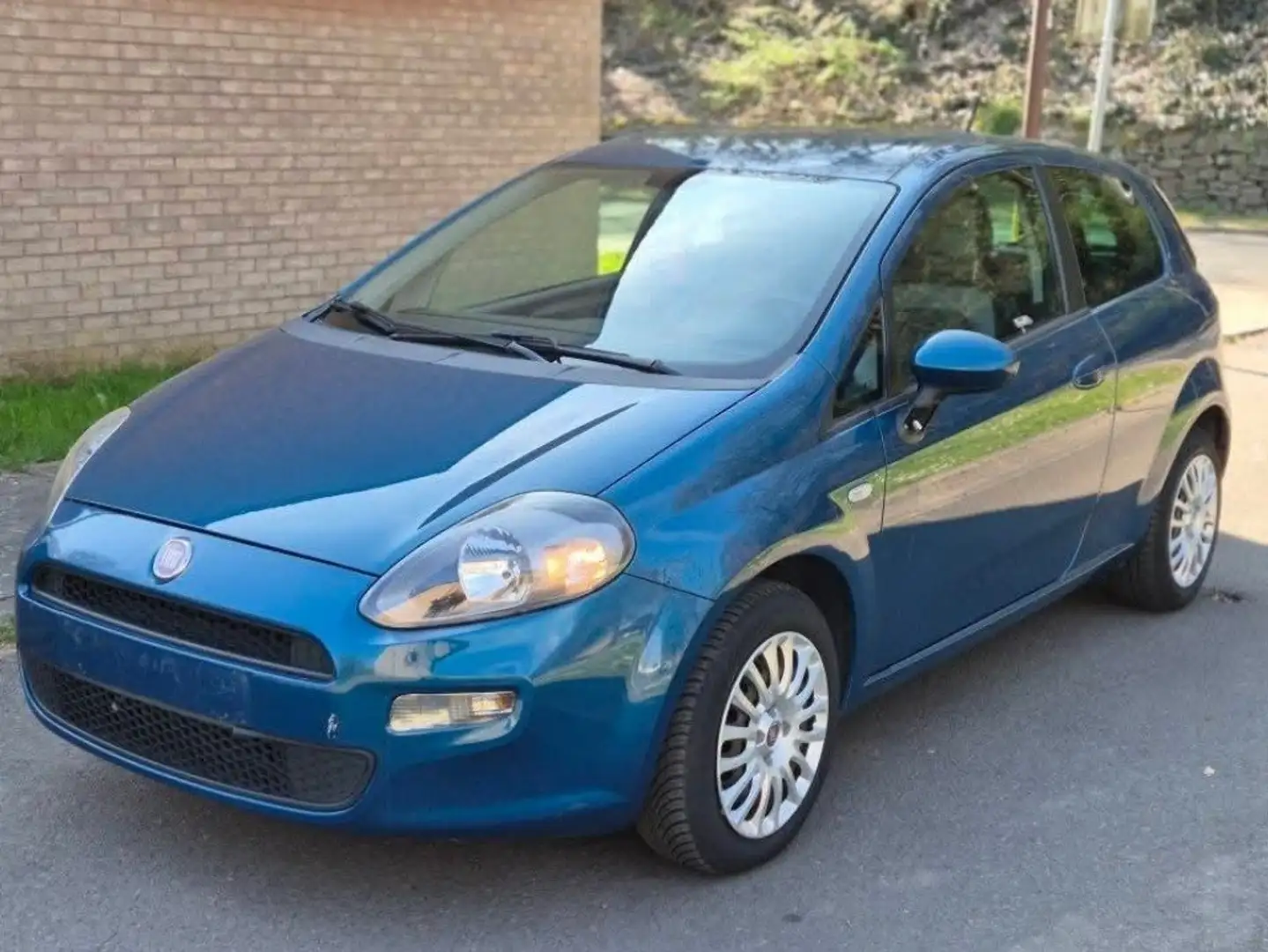 Fiat Punto 1.2i Easy - 1