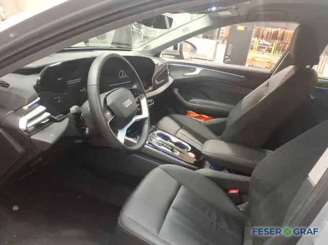 Audi A6 view 6