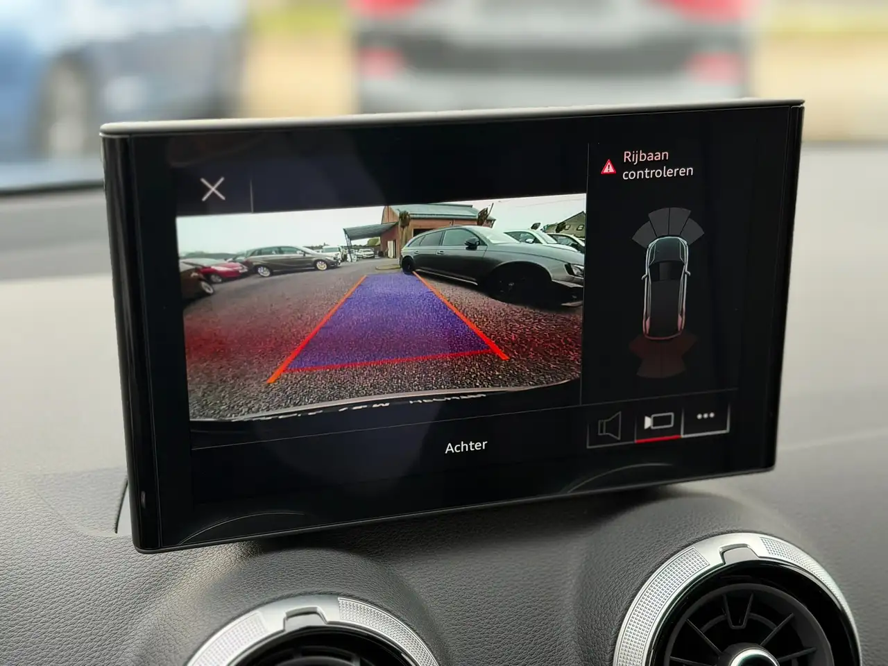 Audi Q2 Q2 35 TFSI S line S tronic Pano Leder Camera Garantie! 15