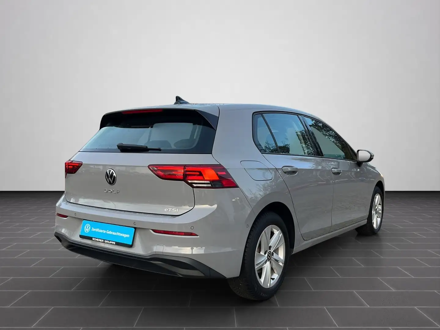 Volkswagen Golf VIII 1.5 eTSI Life STD-HEIZUNG LED+ ACC NAV Grau - 2
