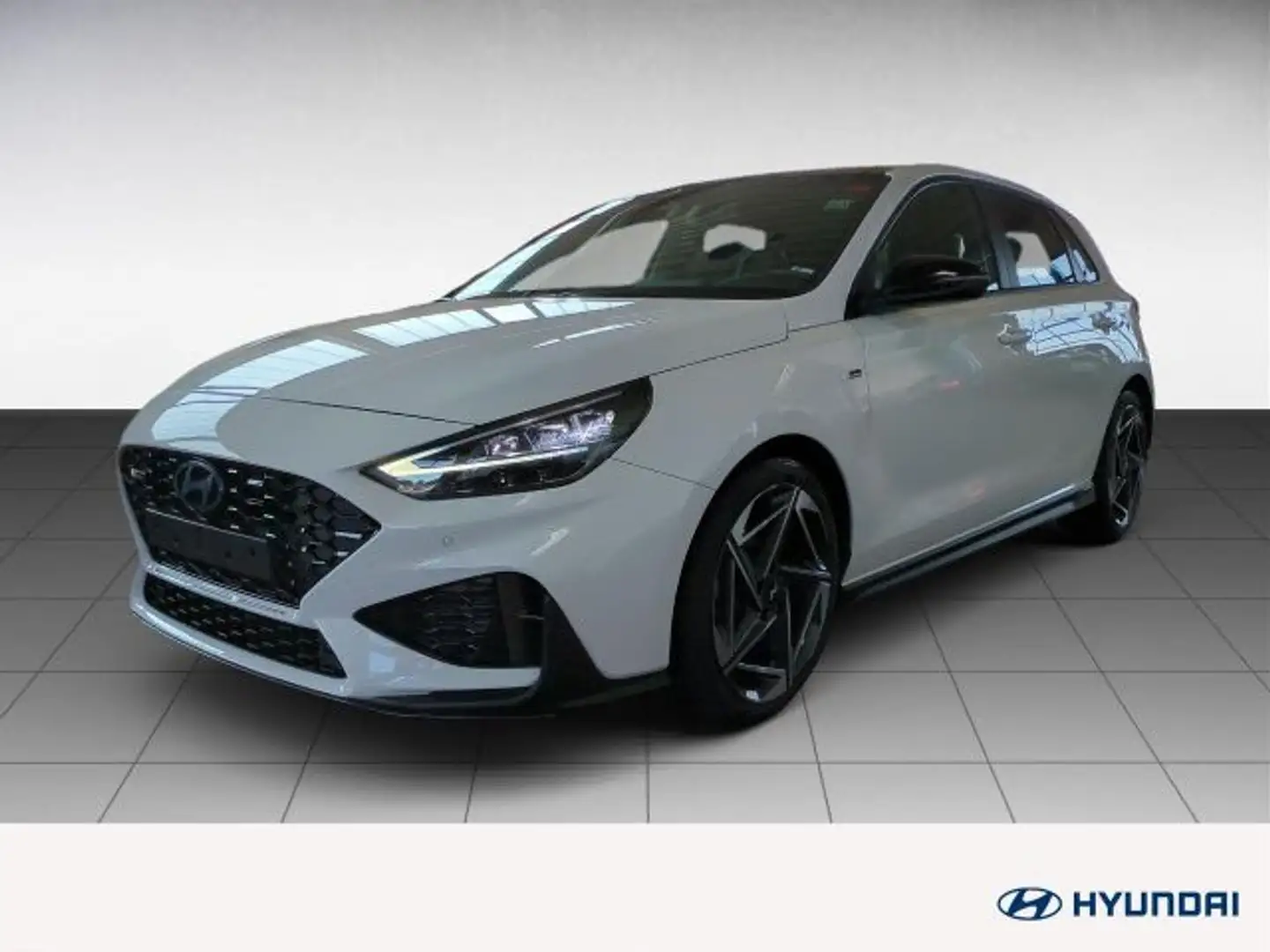 Hyundai i30 FL 1.5 T-GDI 48V 140PS PANO NAVI eSITZE LED 18 Wit - 1