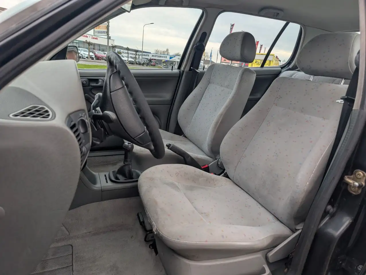 Volkswagen Polo 1.0 Servo Comfortline*ZV*RADIO-CD !!, foto 11