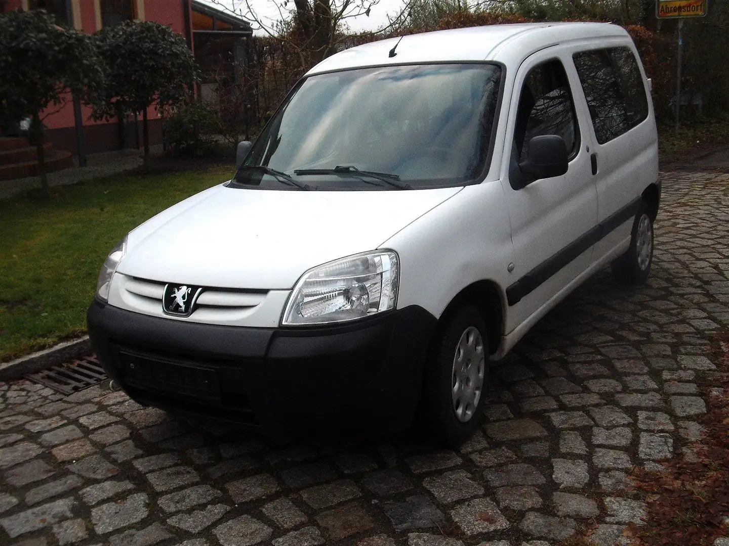 Peugeot Partner Weiß - 1