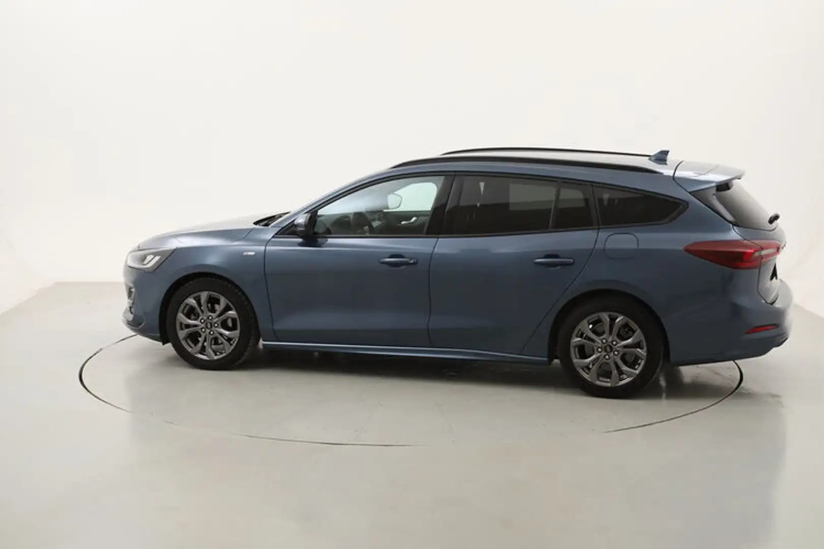 Ford Focus SW Hybrid ST-Line Style 1.0 Mild Hybrid 125CV Blau - 2