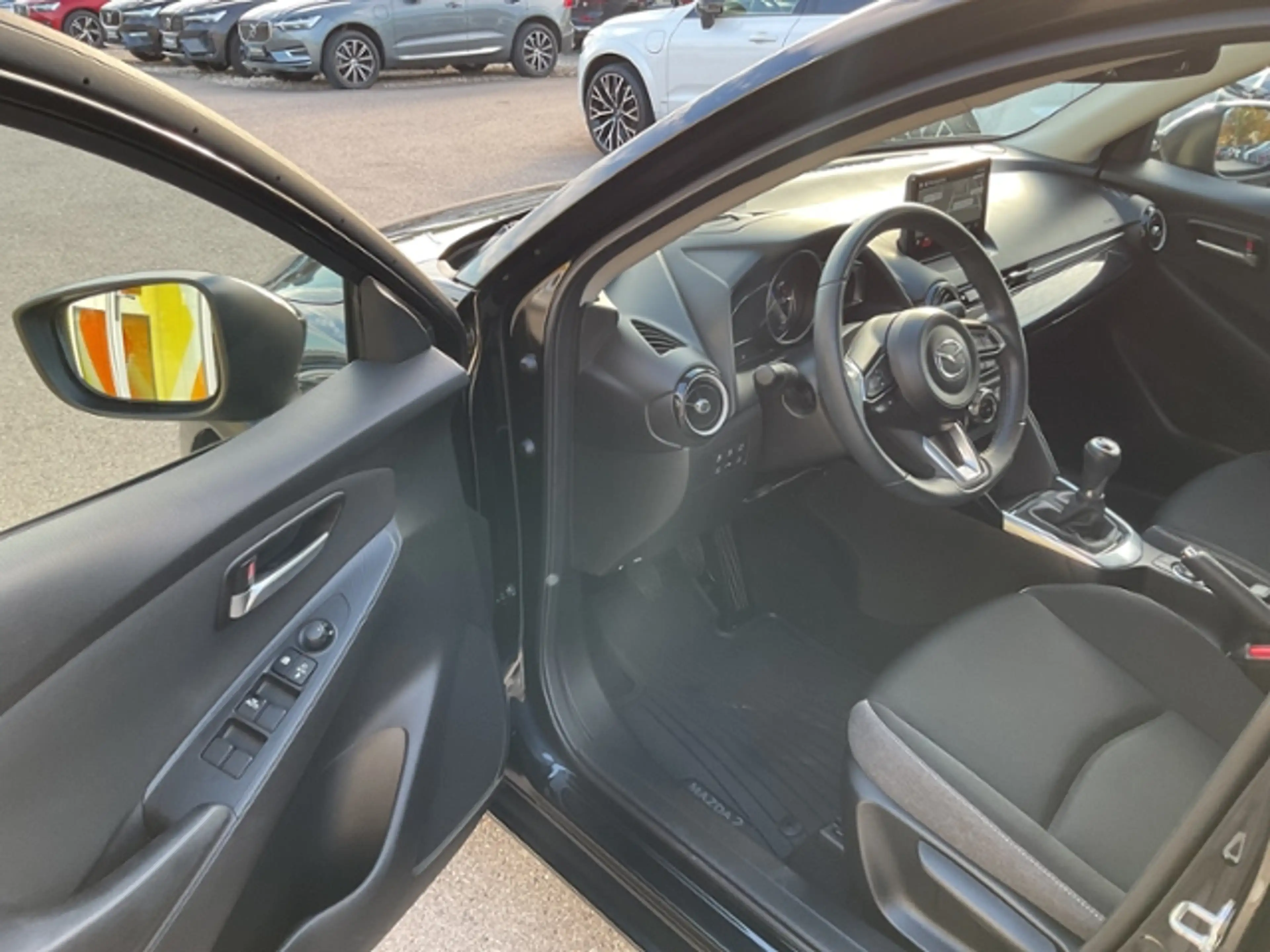 Mazda 2 G116 Exclusive-Line ACC HUD 360° Navi — photo 15