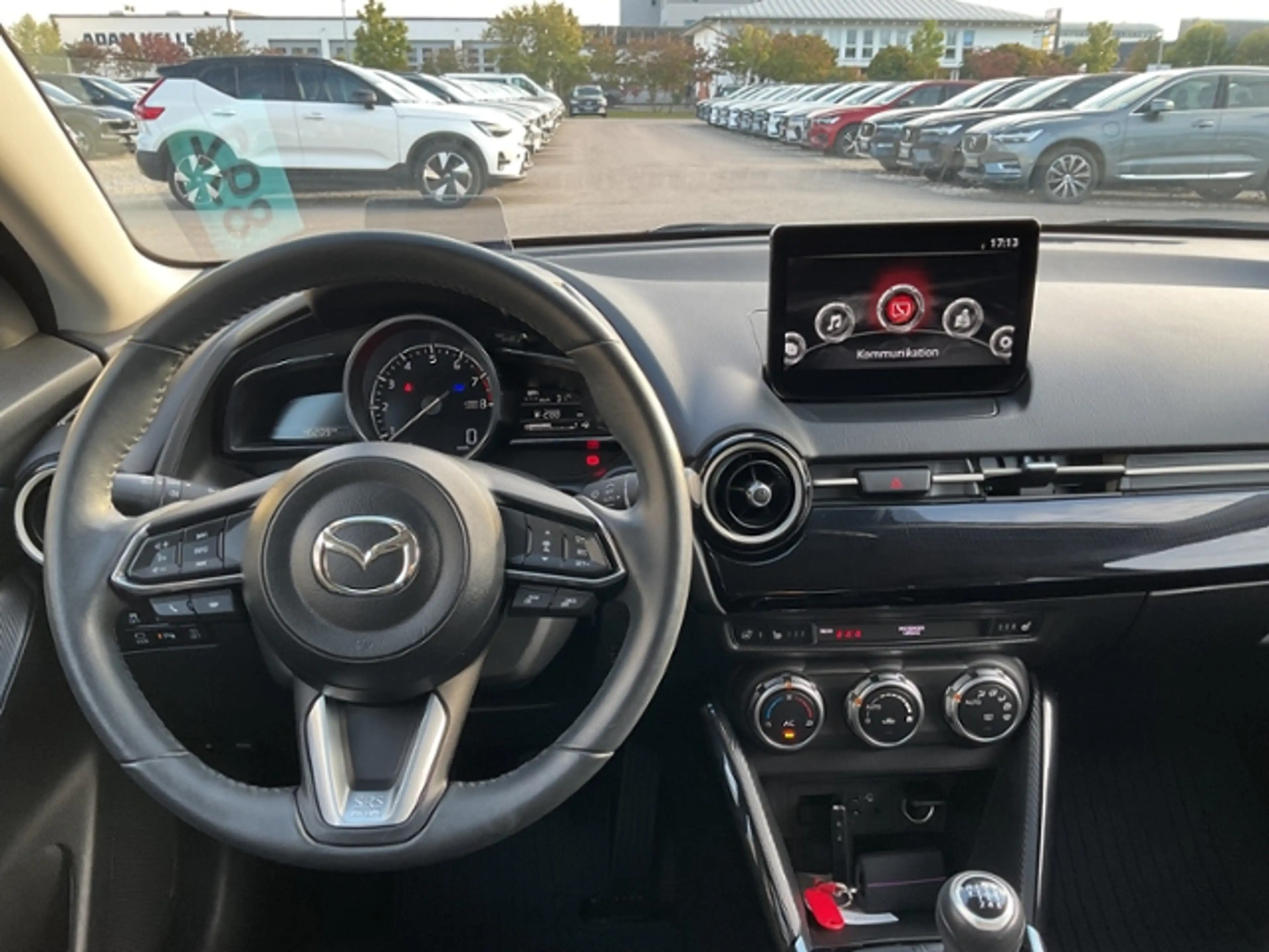 Mazda 2 G116 Exclusive-Line ACC HUD 360° Navi — photo 12