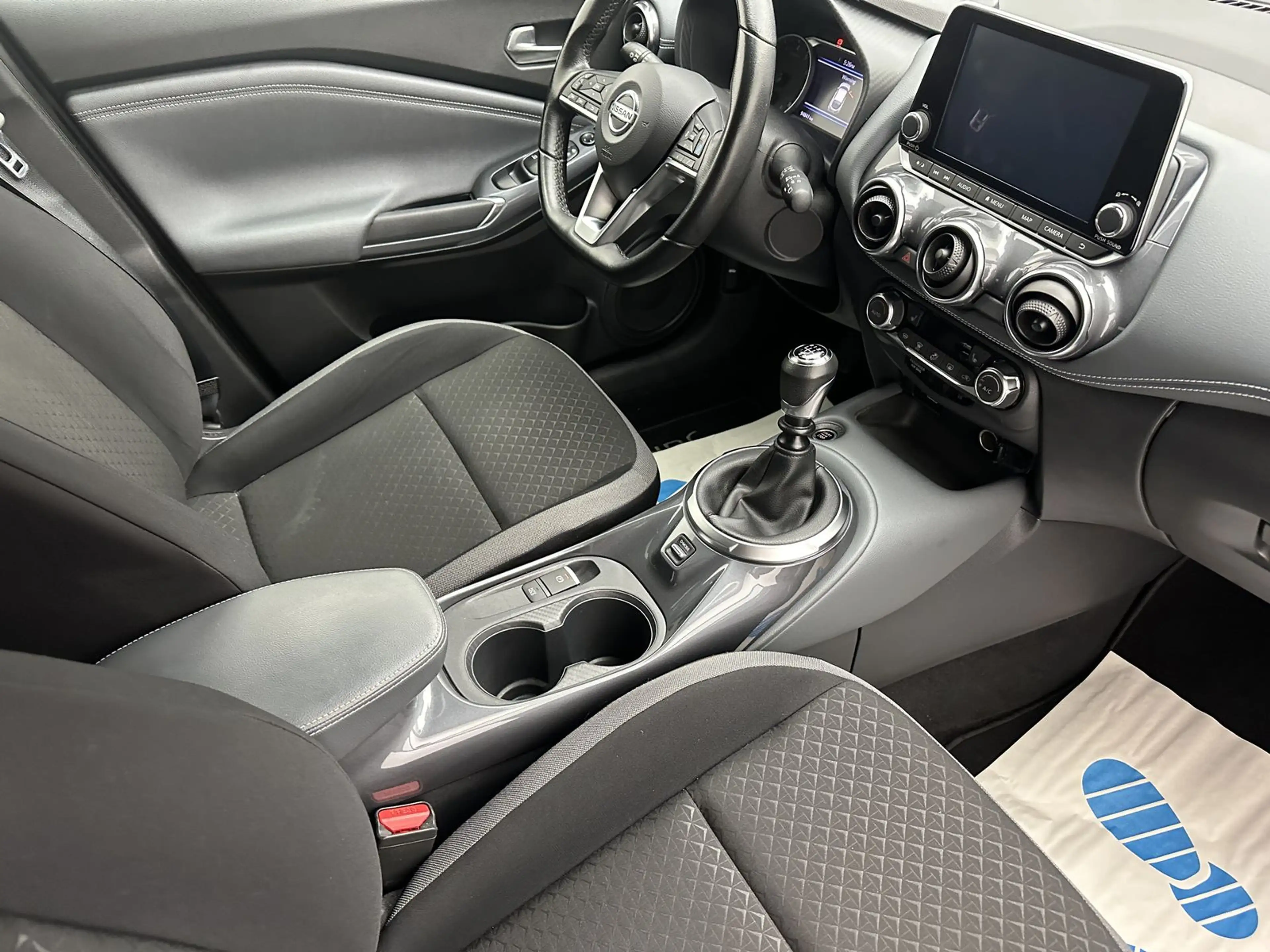 Nissan Juke N-Connecta "1 HAND-NAVI-CAM-SITZH-MULTI" — photo 11