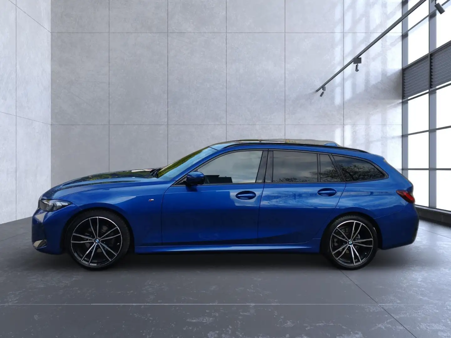 BMW 320 d xDrive Touring* M Sport*AHK*Standheizung Blau - 2