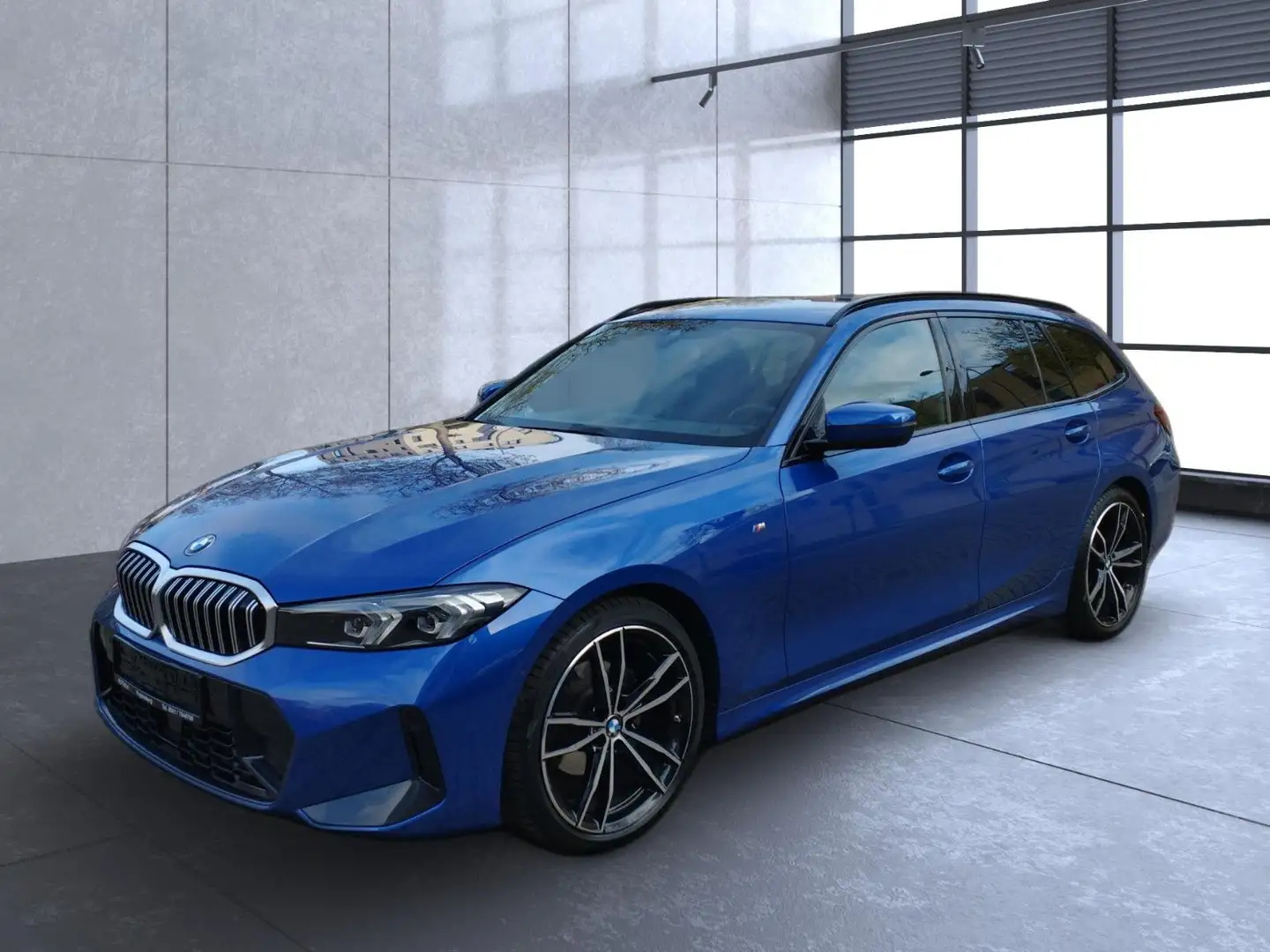 BMW 320 d xDrive Touring* M Sport*AHK*Standheizung Blau - 1