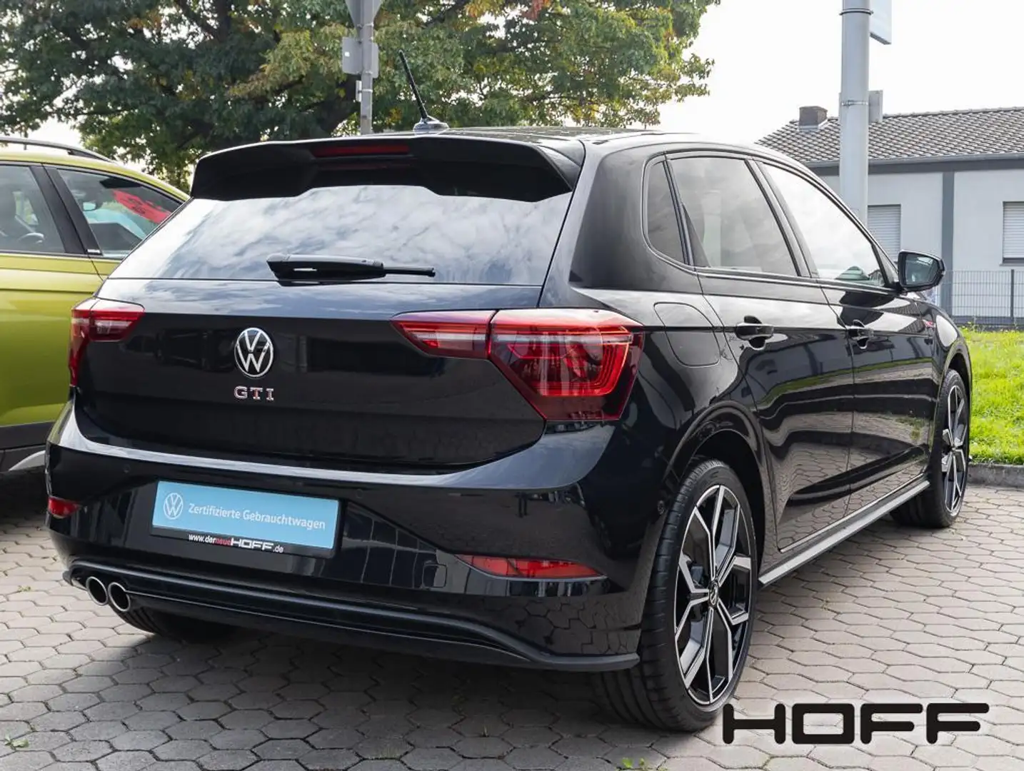 Volkswagen Polo GTI 2.0 TSI DSG Panorama Navi Bluetooth Kamera Ans Schwarz - 2
