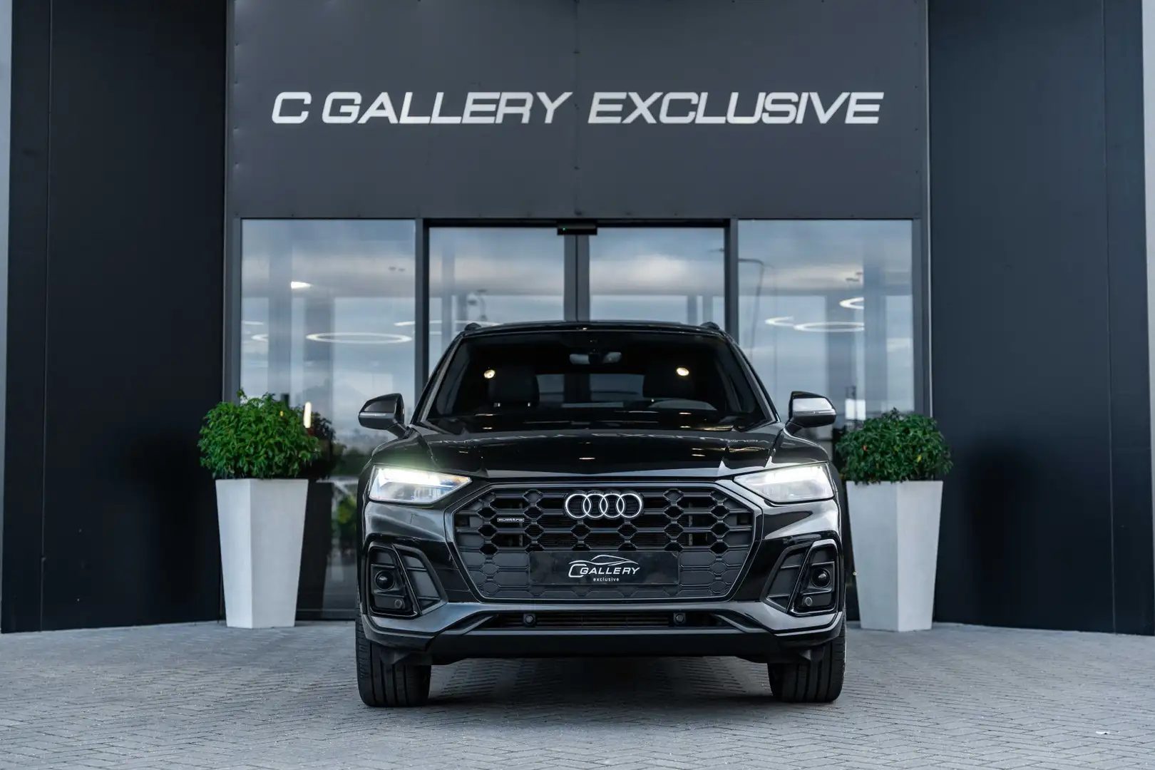 Audi Q5 50 TFSI e - S-Line | Panorama | Keyless | Dealer o Schwarz - 2