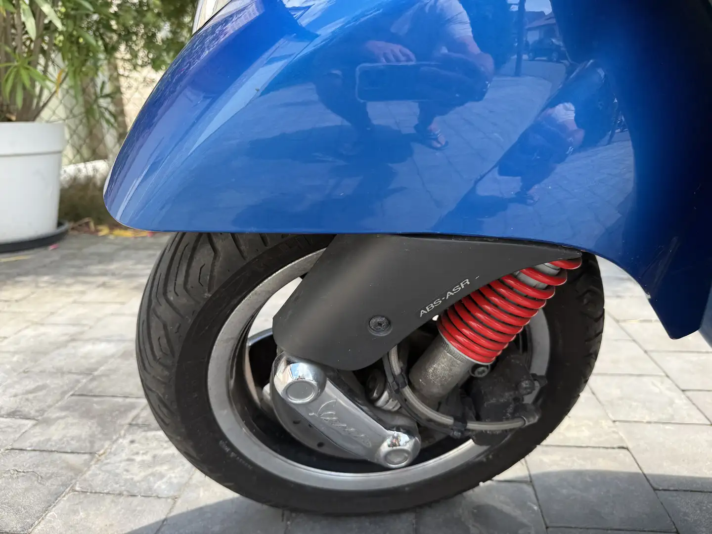 Vespa GTS Super 300 - 2