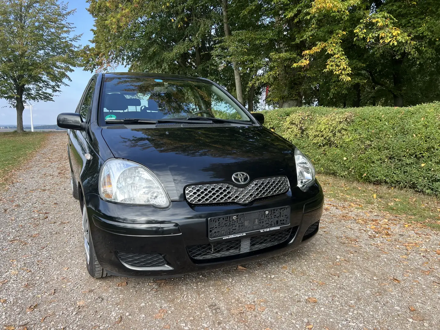 Toyota Yaris 1.3i Automatic, 4 Türer mit Klimaanlage Noir - 2