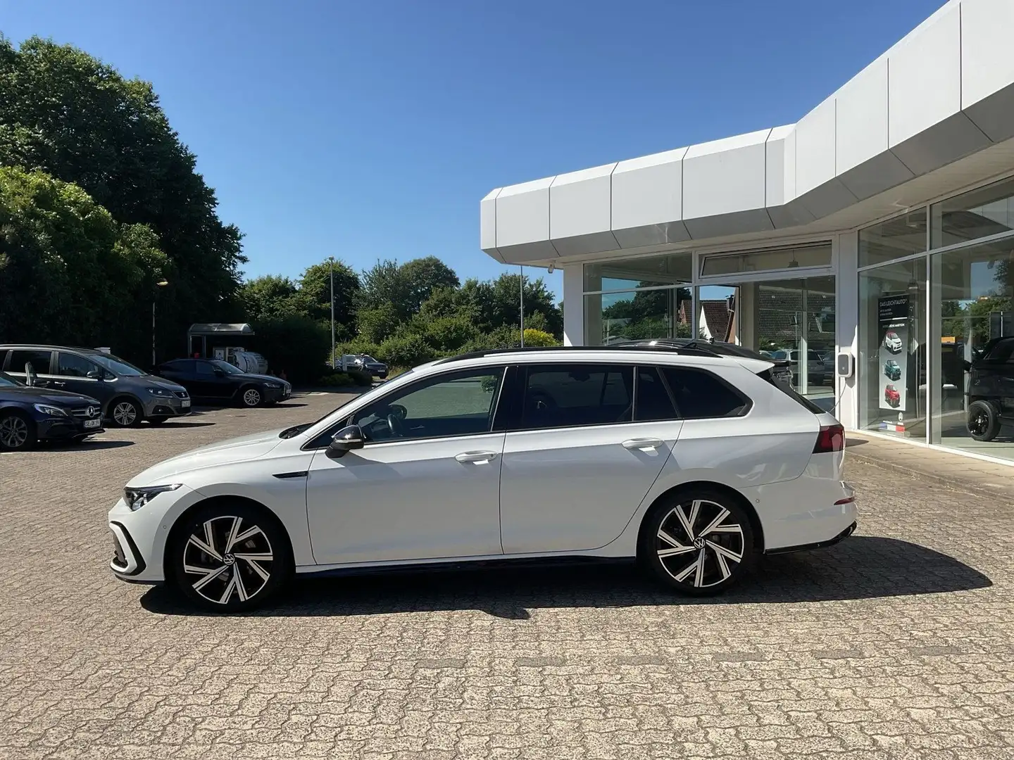 Volkswagen Golf Variant Golf VIII Variant R-Line 2.0 TSI DSG RFK Navi AC Blanc - 2
