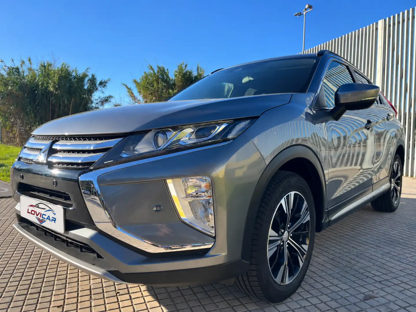 Mitsubishi Eclipse Cross 150 T Motion 2WD 8CVT Gris - 1