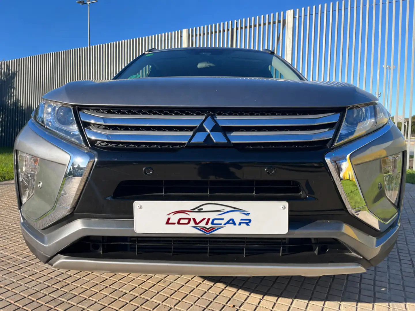 Mitsubishi Eclipse Cross 150 T Motion 2WD 8CVT Gris - 2