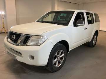 Pathfinder 2.5 dCi 190 7pl LE