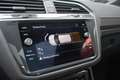 Volkswagen Tiguan 1.5 TSI R-Line Business+ Pano Trekhaak IQ Light Gris - thumbnail 41