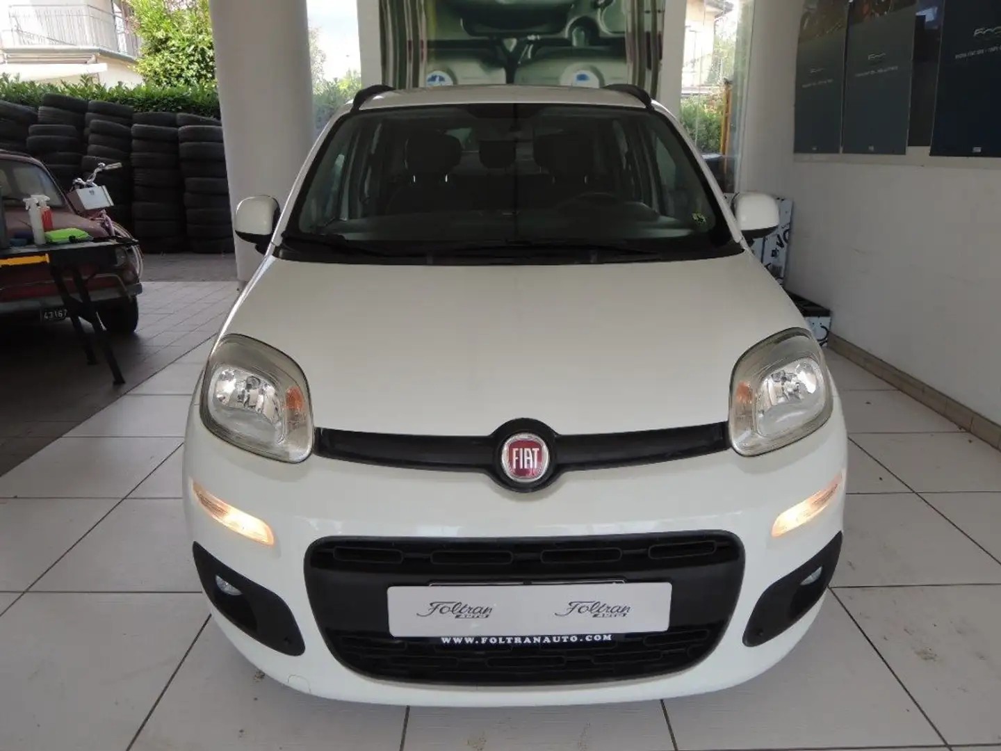 Fiat Panda 1.3 MJT 95 CV S&S Lounge Blanc - 2